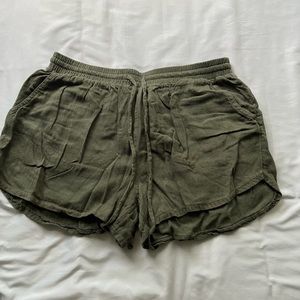 universal thread (target brand) flowy shorts